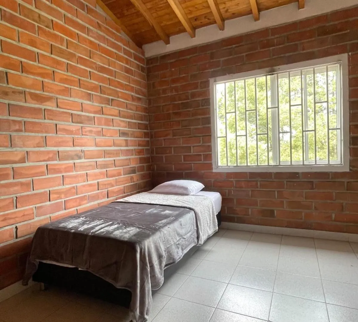 Finca Campestre De 2 Pisos En Guarne 0*,